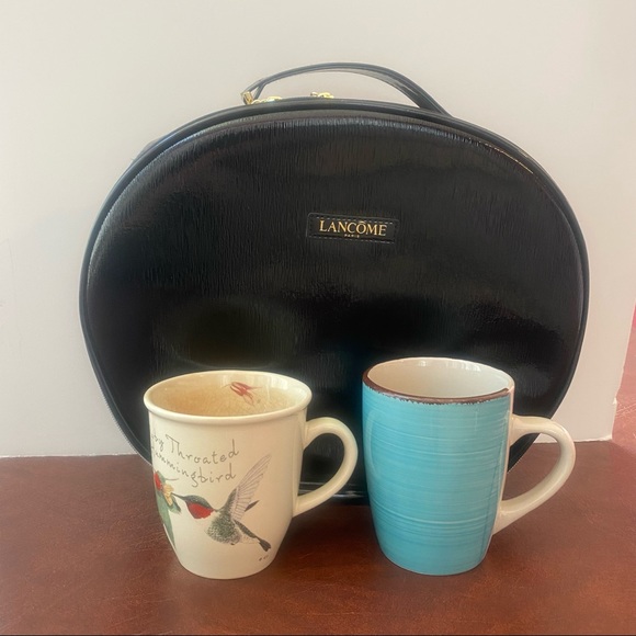 Lancôme Paris Faux Patent Leather Makeup Case NWOT - Picture 10 of 10